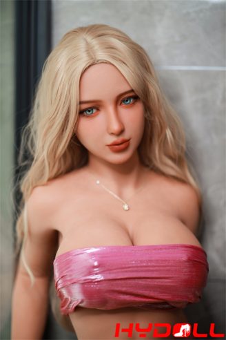 OVE08 13 05 - Sexpuppen